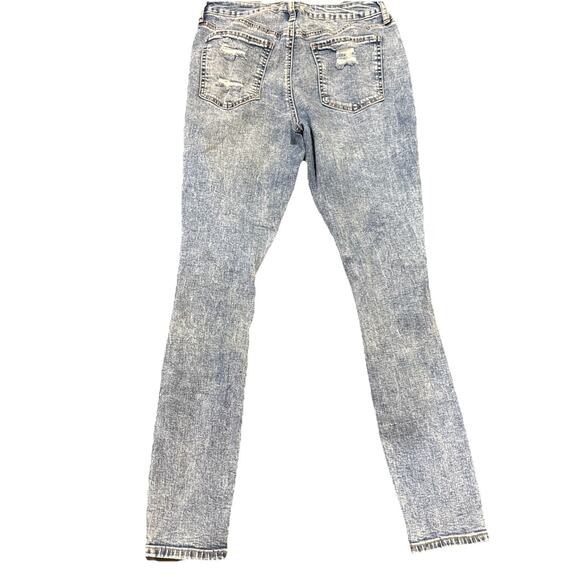 SO Jeans Size 9/29W High Rise Jegging Modern Distressed Denim - Picture 14 of 16